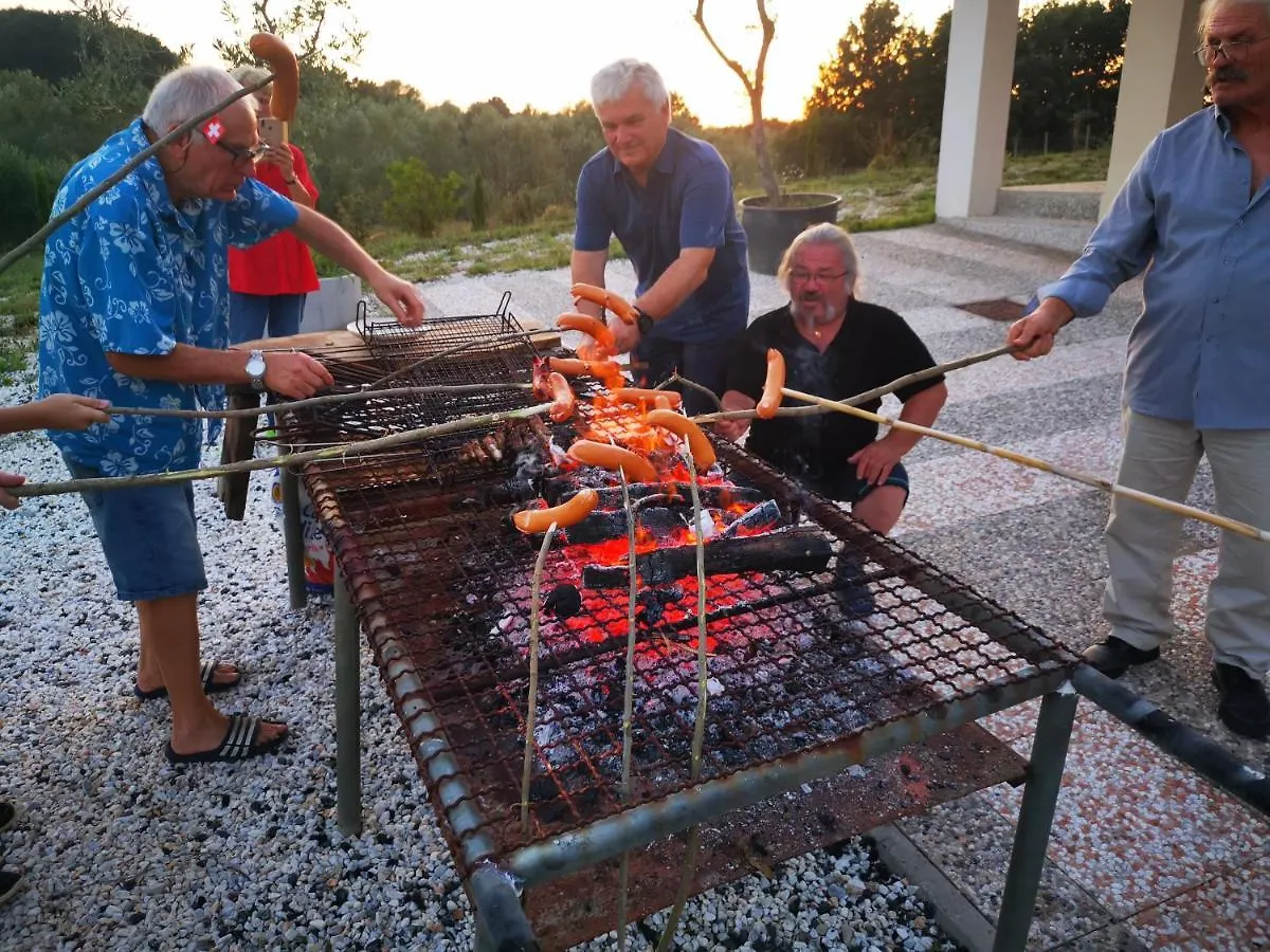 Masseria Le Querciole Fauglia Bed & Breakfast